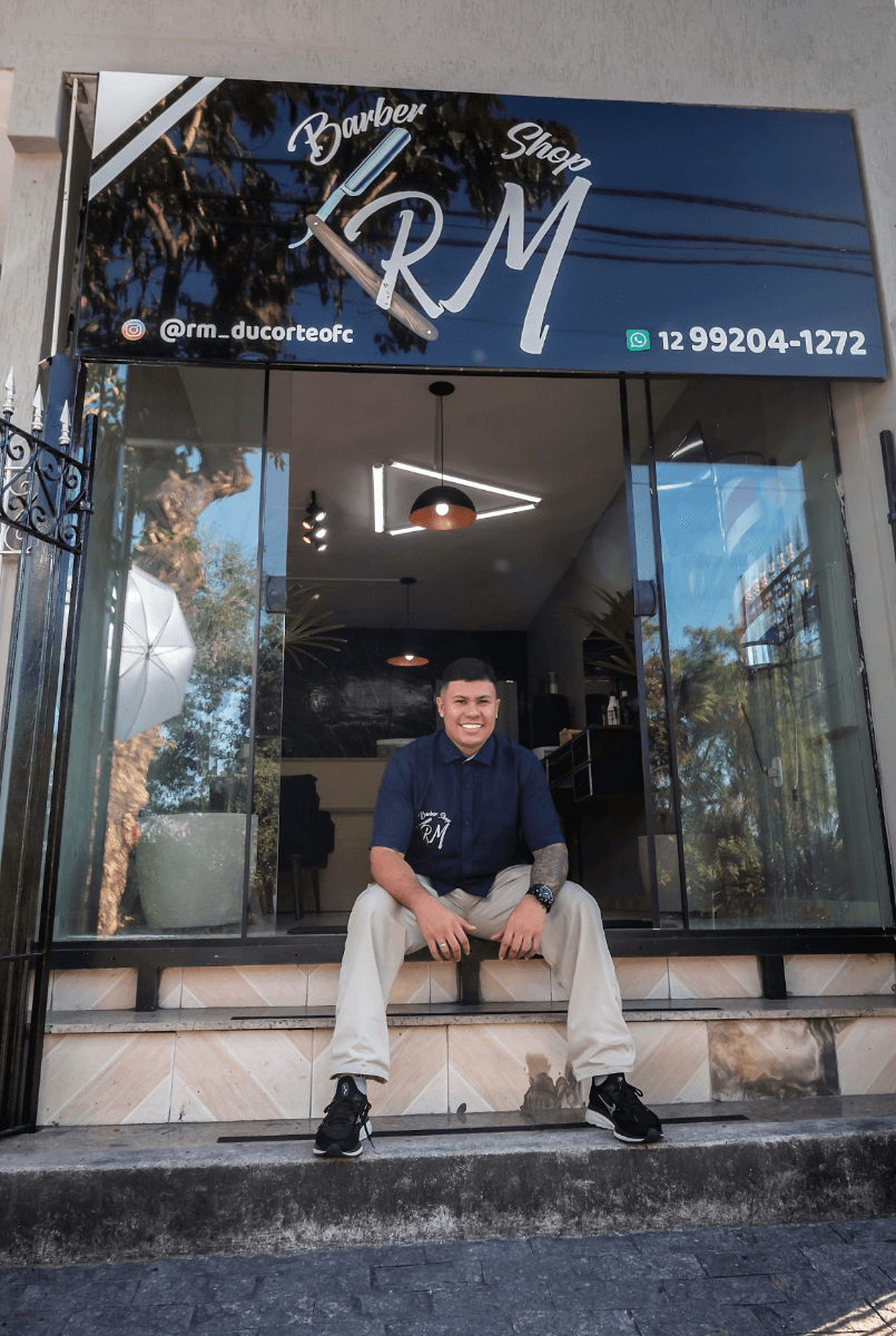 Banner RM Barber Shop